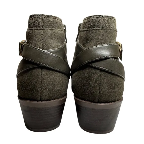 Vionic Farrah water repellent suede leather dark khaki green ankle boots 7.5