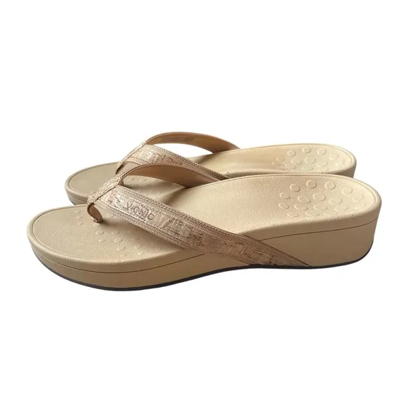 Vionic Hightide Gold Cork Sandals Size 11