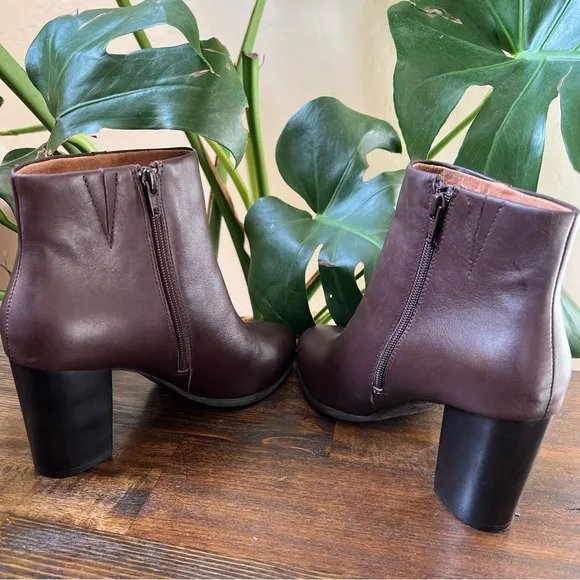 VIONIC ‘Kennedy’ Brown Soft Leather Ankle Boots US8.5 UK6.5
