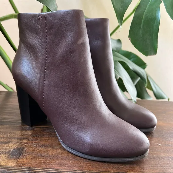 VIONIC ‘Kennedy’ Brown Soft Leather Ankle Boots US8.5 UK6.5