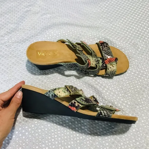 Vionic radia sandals
