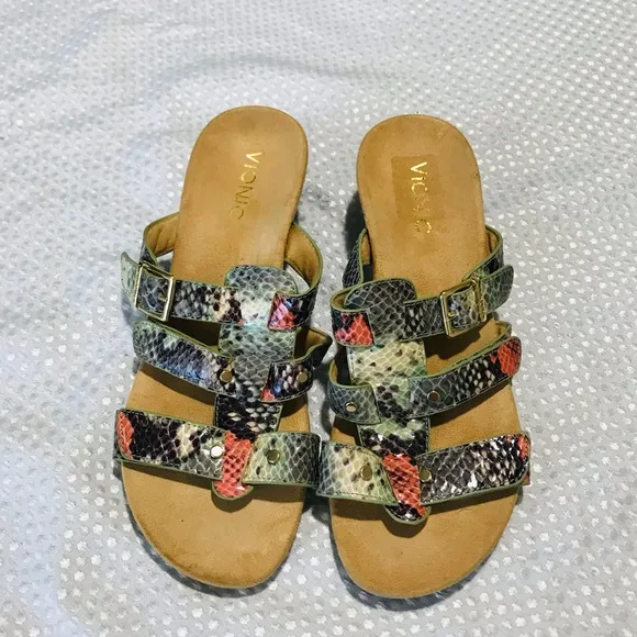 Vionic radia sandals
