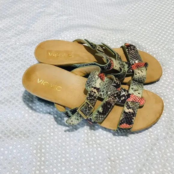 Vionic radia sandals