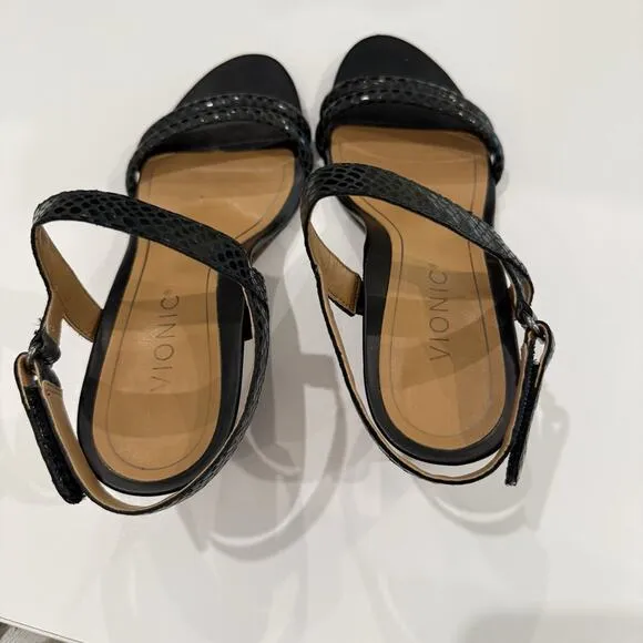 Vionic Womens Emmy Black Lizard Wedge Sandals Size 7 EUC