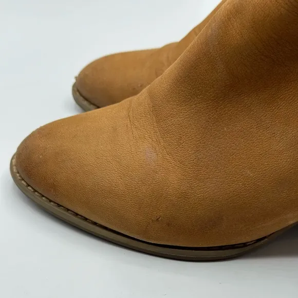 Vionic Women's Sterling Casual Booties in Saddle Leather Size 9