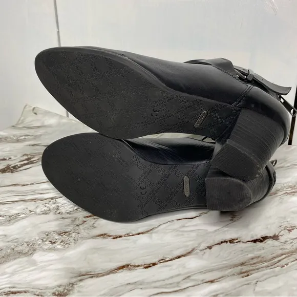 Vionic Women's Upright Rory Bootie size 8.5 Black