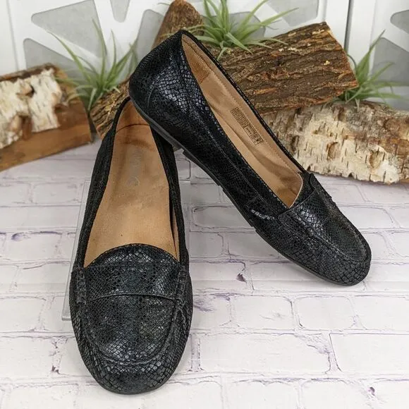 Vionic Chill Larrun Loafers