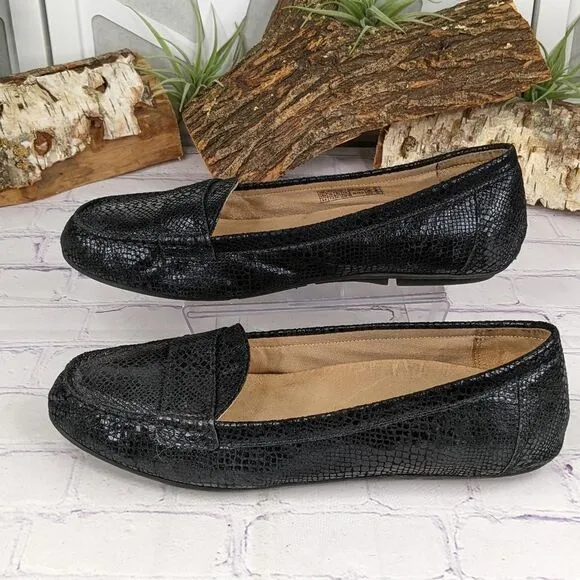 Vionic Chill Larrun Loafers