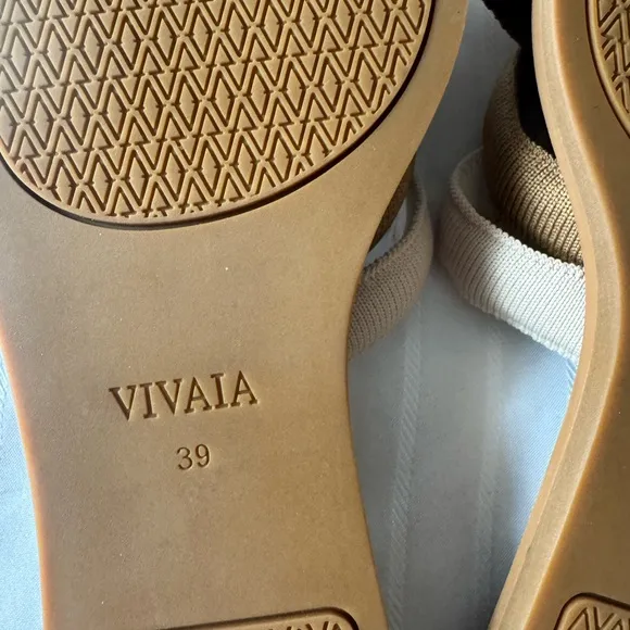 Vivaia Brown and Cream Sandals