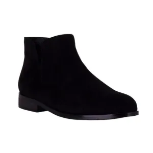 Wanted Women's Dipper Ankle Bootie with V Cut Detail Boots Black Size8 1/2