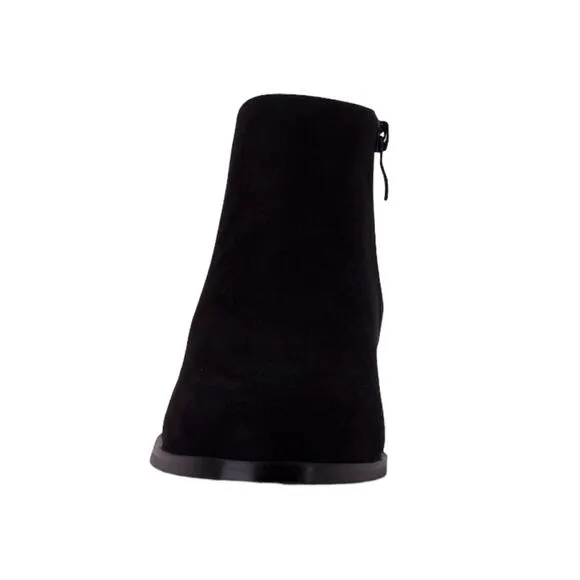 Wanted Women's Dipper Ankle Bootie with V Cut Detail Boots Black Size8 1/2
