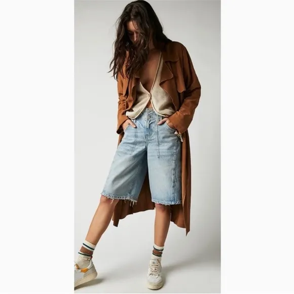 We The Free Extreme Measures Barrel Jean shorts free people short 24 light wash