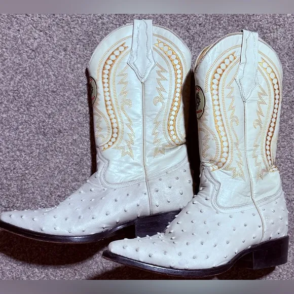 White Leather Boots with Intricate Stitching and Tall Shaft