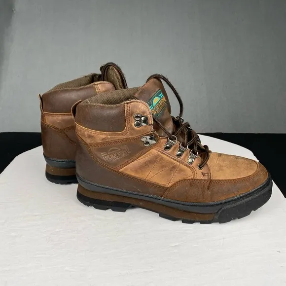 WOLVERINE Men's size 9.0 M Boots Brown  Hellcat UltraSpring Work