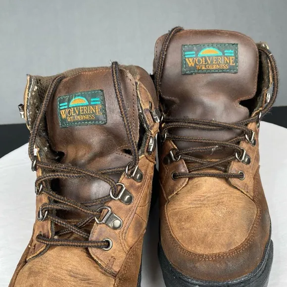 WOLVERINE Men's size 9.0 M Boots Brown  Hellcat UltraSpring Work