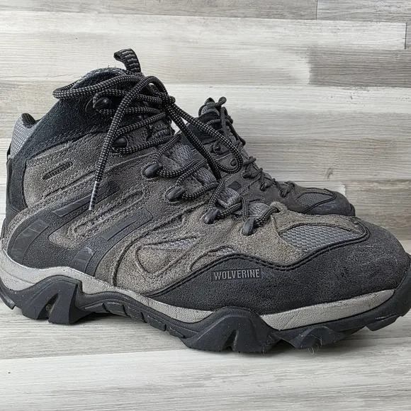 Wolverine Wilderness Black, Gray Laceup Leather WP Hiking Boot Mens 11½EW