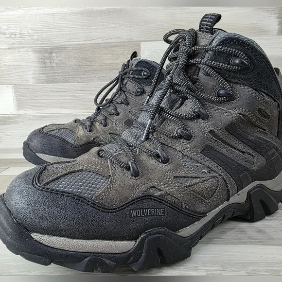 Wolverine Wilderness Black, Gray Laceup Leather WP Hiking Boot Mens 11½EW
