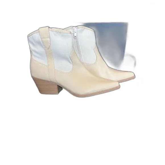 Woman Ankle Boots  Size 9.5