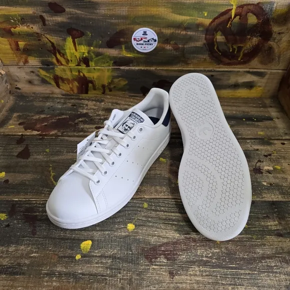Women adidas athletic shoes size 7.5, 8‎ new