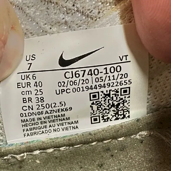 Womens 8.5 / Mens 7 Nike Air VaporMax 2020 Flyknit Summit White Athletic Sneaker
