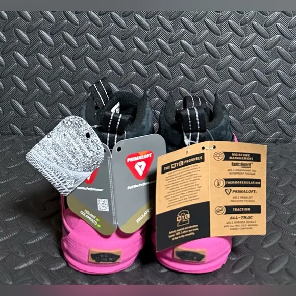 Womens Athletic Vans Boots‎ Black Pink Size 9.5
