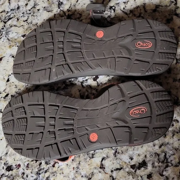 Womens Chaco Sandals Size 9