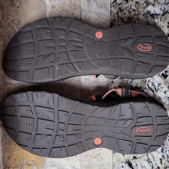 Womens Chaco Sandals Size 9