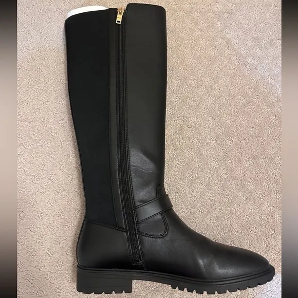 Women's Coach Logo Buckle Tall Leather Boots Like New Size 8.5