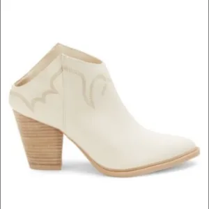 Women's Cream Ankle Boots