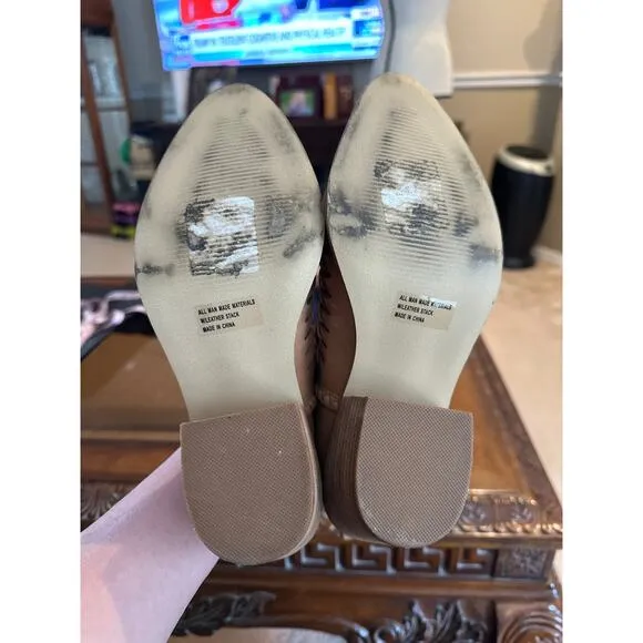 Women’s Dolce Vita Tan Ankle Boots. Size 6