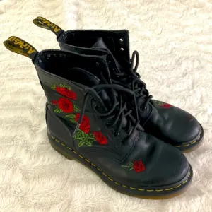 Women's Dr Marten Vonda Floral Leather Leather Lace Up Boots Size 7
