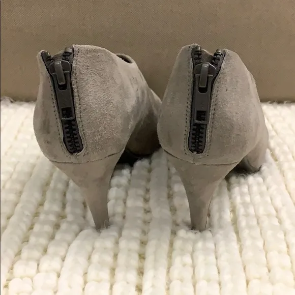 Womens J Crew Grey Suede High Heel Booties Size 6