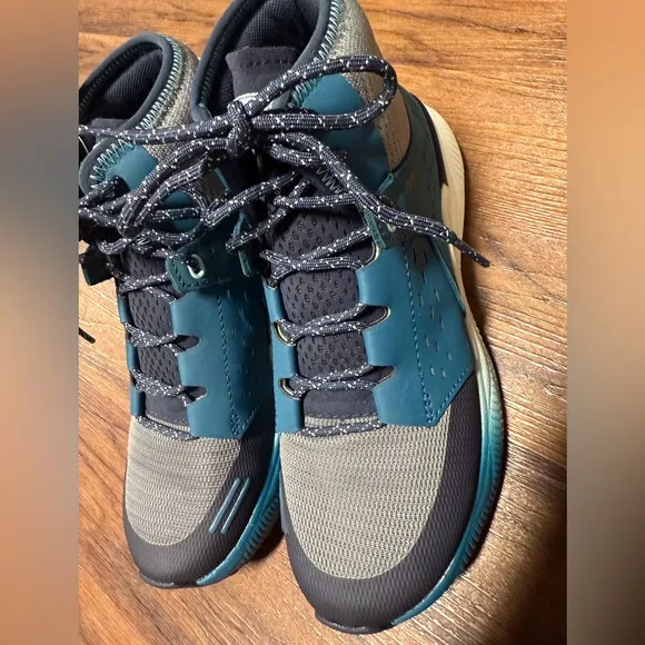 Women's L.L.Bean Dirigo Hiking Boots - multiple sizes!