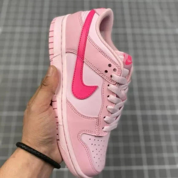 🌹🌹Women's Nike Dunk Pink Low-Top Shoes🌹🌹