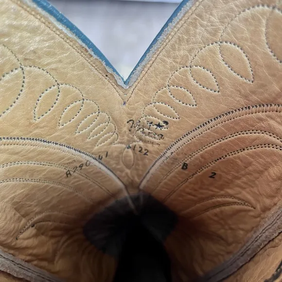 Women’s Vintage Tony Lama Western Boots