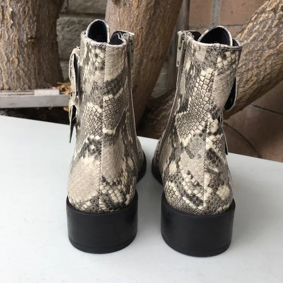 WORN ONCE Steven New York by Steve Madden Harmon Snakeskin Print Ankle B…