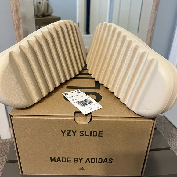 Yeezy Cream Slide Sandals