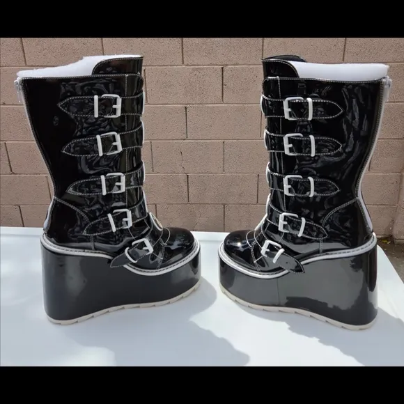 Y.R.U Dune Ying Yang Platform Boots