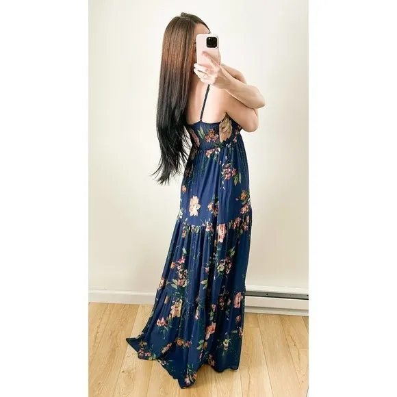 Yumi Kim Blue Darling Floral Tiered Maxi Dress sz Small