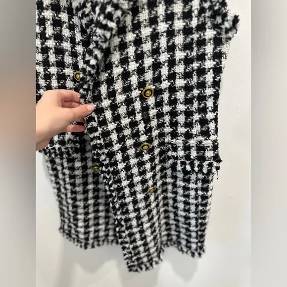 Zara black and white tweed vest/dress, in houndstooth! Size M