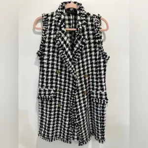 Zara black and white tweed vest/dress, in houndstooth! Size M