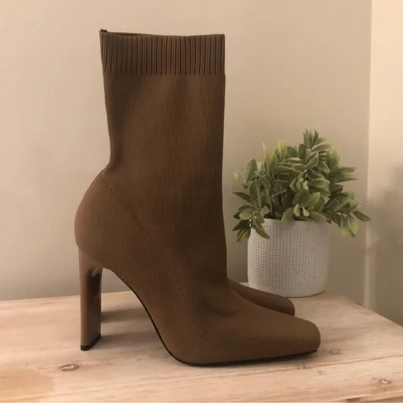 Zara Brown Women's Ankle Boots