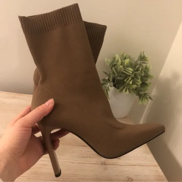 Zara Brown Women's Ankle Boots
