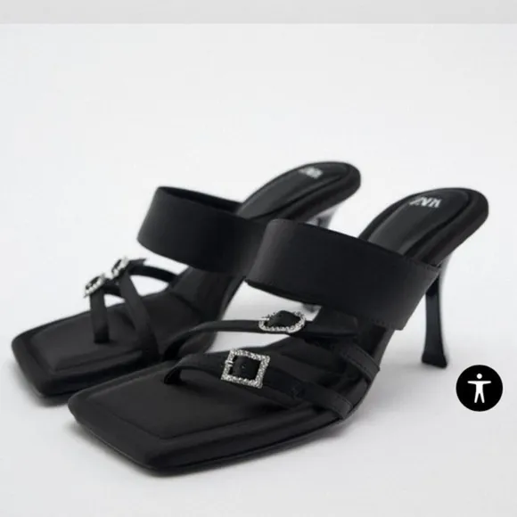 Zara NEW heeled sandals with buckles