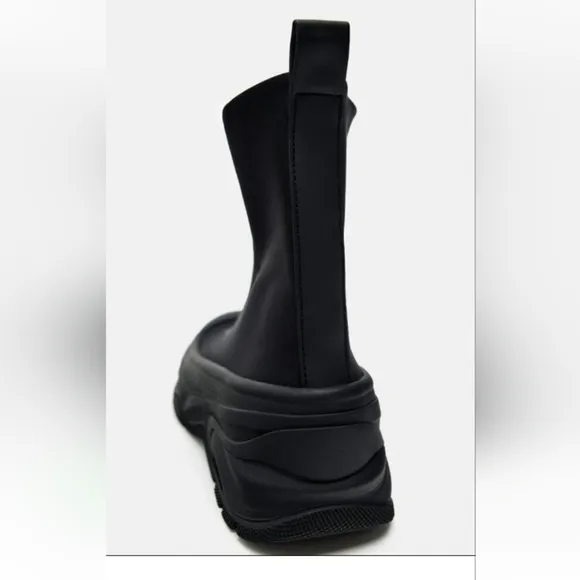 Zara Sporty Zippered Technical Fabric Ankle Boots Sz-9