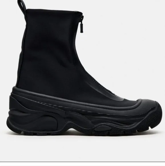 Zara Sporty Zippered Technical Fabric Ankle Boots Sz-9