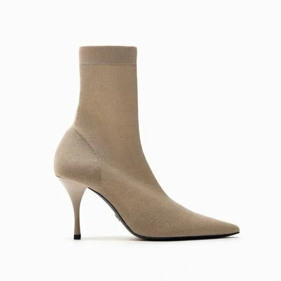 Zara STRETCH FABRIC HEELED SOCK ANKLE BOOTS Size 8