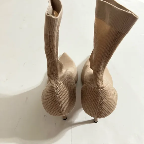 Zara STRETCH FABRIC HEELED SOCK ANKLE BOOTS Size 8