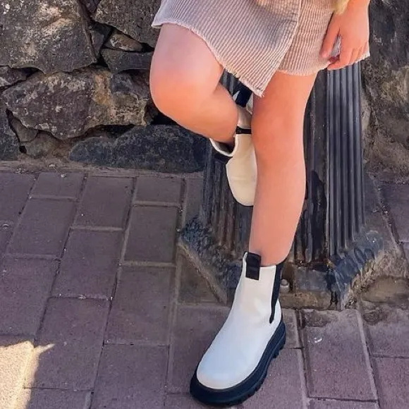 ZARA White Chunky Lug Low Heel Ankle Boots Pull On Black Stripe