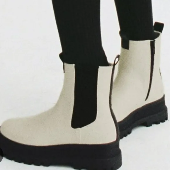 ZARA White Chunky Lug Low Heel Ankle Boots Pull On Black Stripe